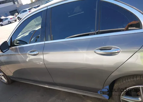 2017 Mercedes-Benz E 300 from USA, damaged, VIN WDDZF4JB5HA082266